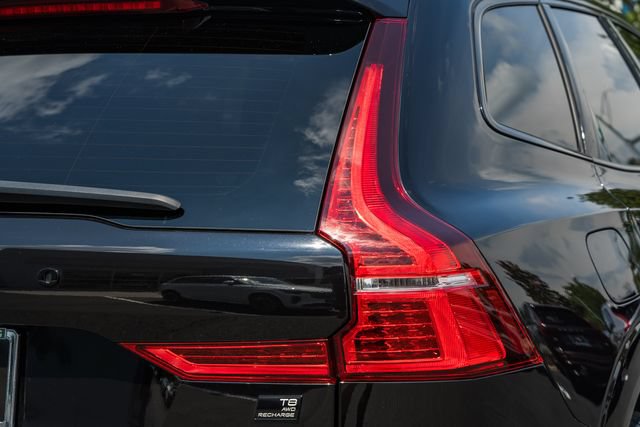Certified 2024 Volvo XC60 T8 Ultimate w/ Protection Package Premier AWD/4WD image 7