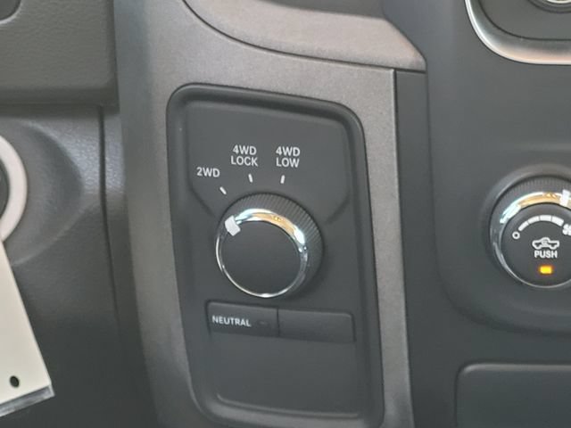 Used 2018 RAM 2500 Tradesman w/ Chrome Appearance Group AWD/4WD image 19