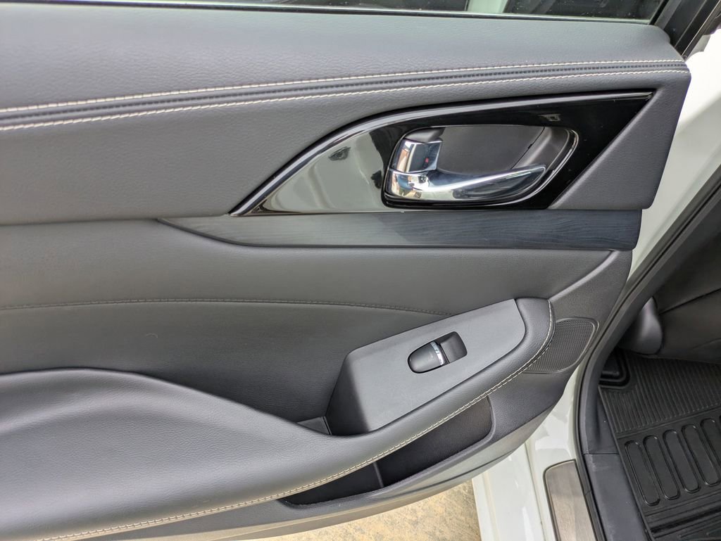 Used 2023 Nissan Maxima Platinum w/ Sport Mat Group image 12