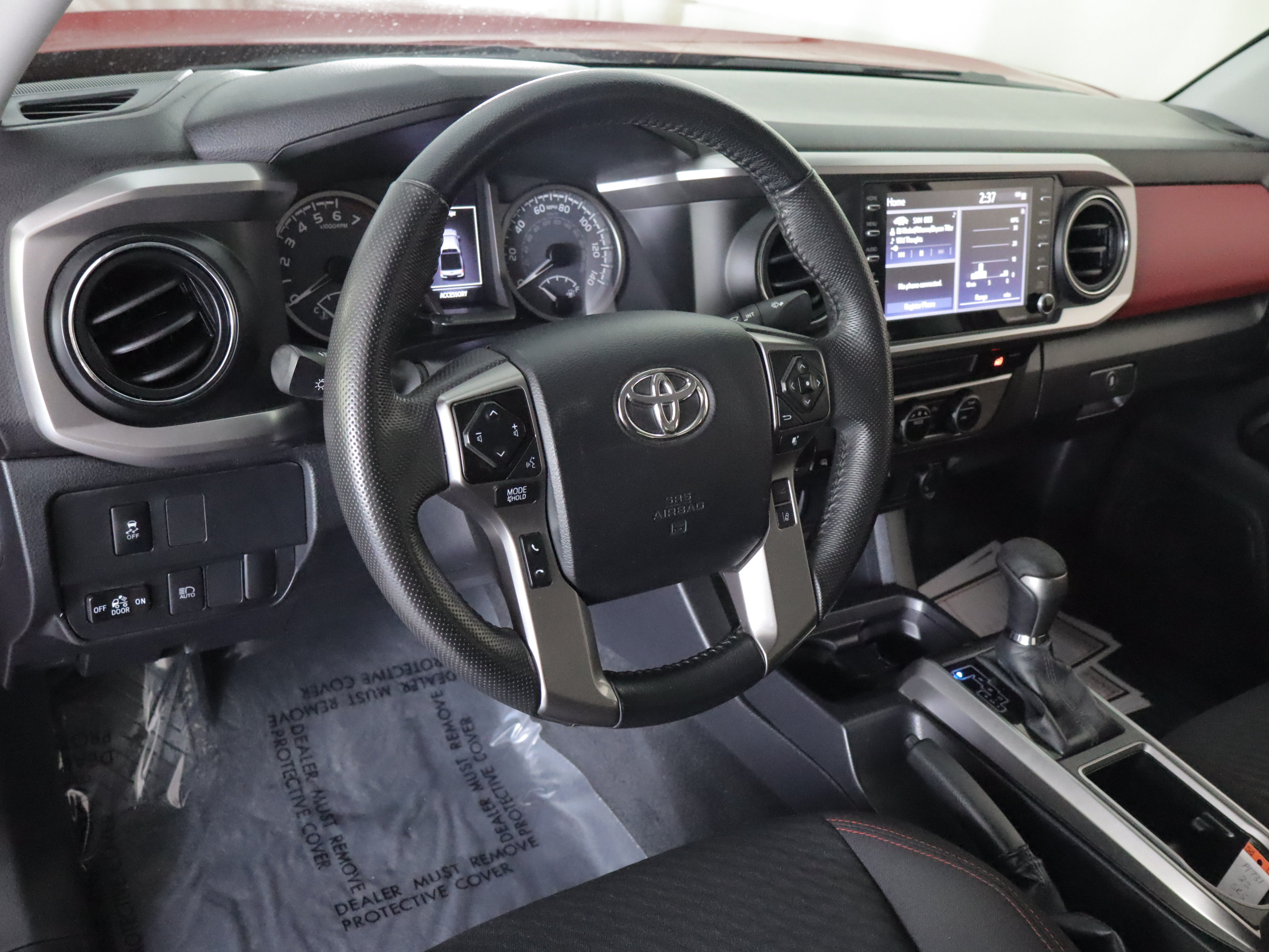 Used 2023 Toyota Tacoma SR5 AWD/4WD image 11