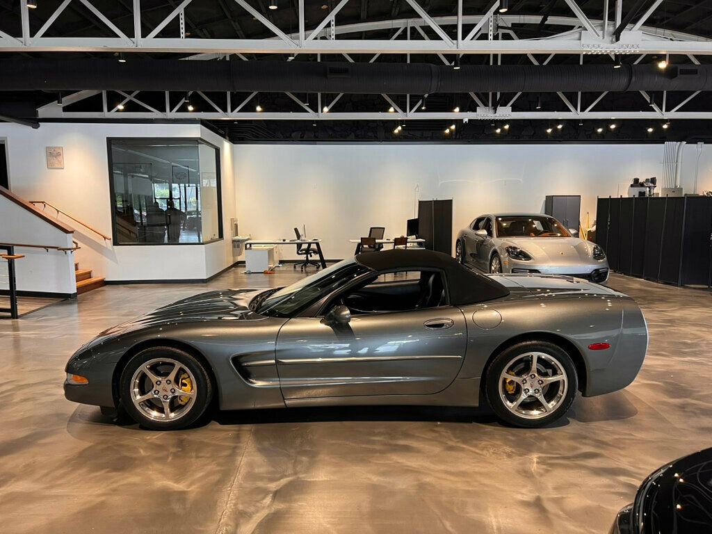 Used 2004 Chevrolet Corvette Convertible w/ Preferred Equipment Group image 2