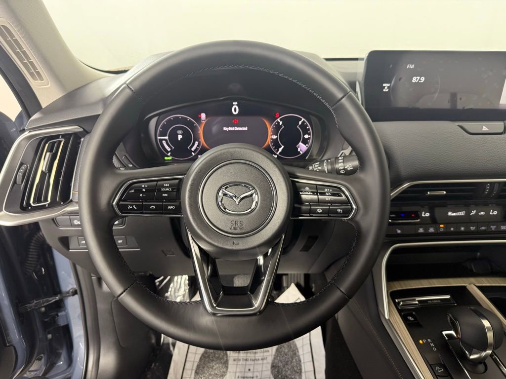 New 2025 MAZDA CX-70 Plug-In Hybrid w/ Premium Pkg image 16