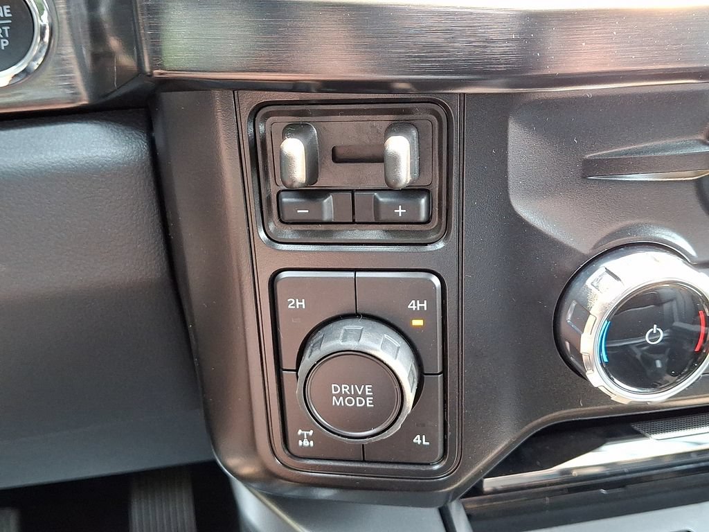 New 2026 Ford F250 Lariat w/ Black Appearance Package AWD/4WD image 17