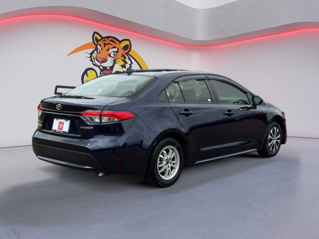 Used 2022 Toyota Corolla LE image 5