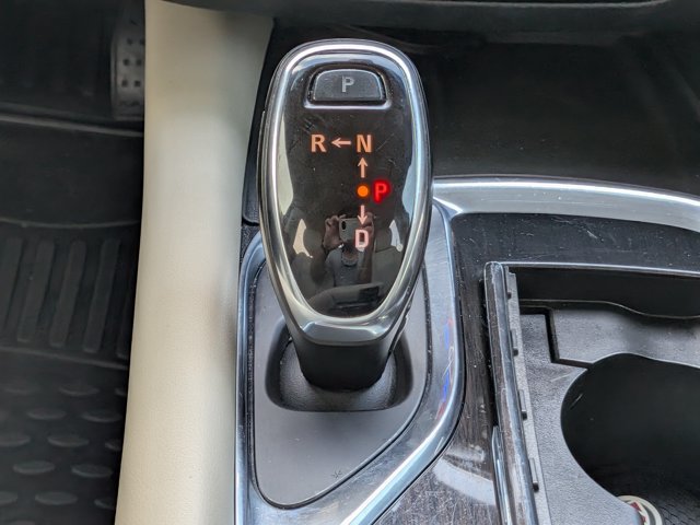 Certified 2020 Buick Enclave Premium w/ Sun and Sites Package FWD image 25