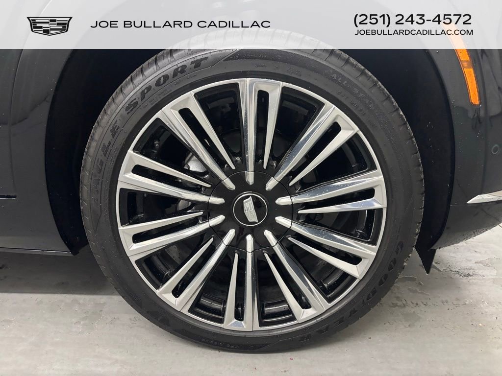 New 2026 Cadillac Vistiq Premium Luxury w/ LPO, Floor Liner Package image 17