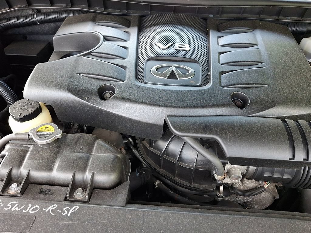 Used 2011 INFINITI QX56 4WD w/ Deluxe Touring Pkg image 29