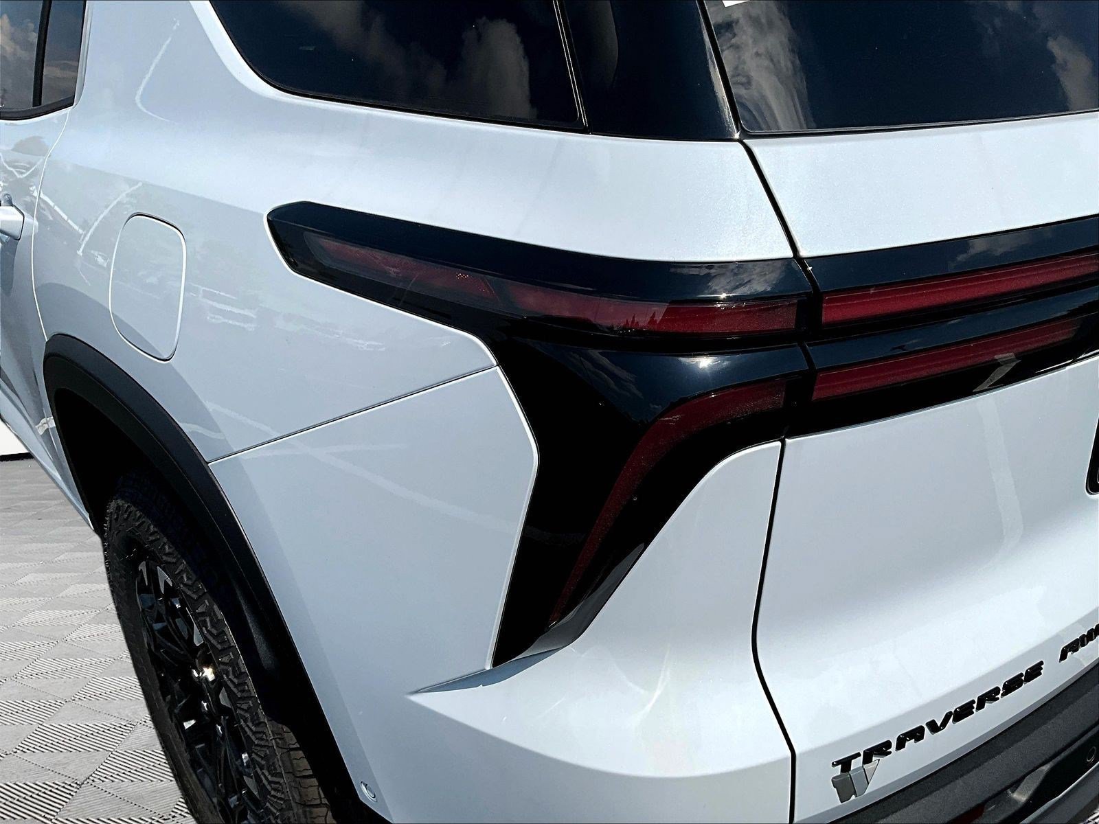 New 2027 Chevrolet Traverse Z71 w/ Enhanced Driving Package AWD/4WD image 15
