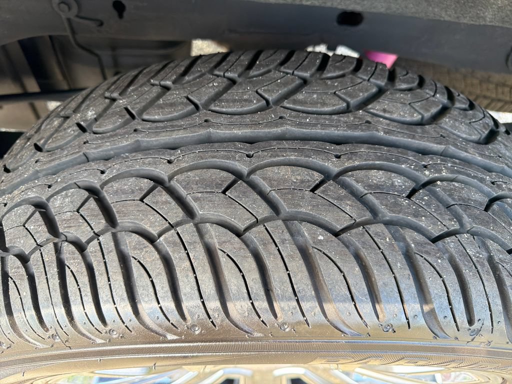 Used 2018 GMC Sierra 1500 SLT AWD/4WD image 19