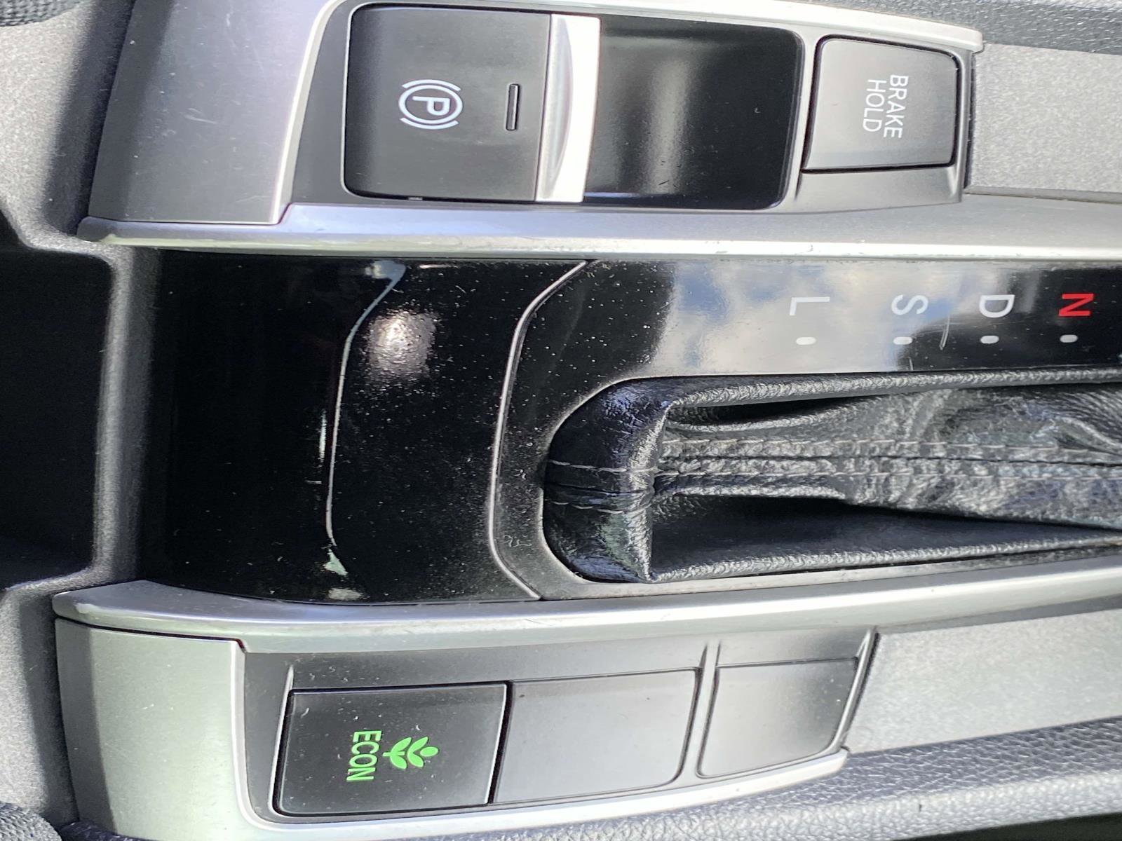 Used 2019 Honda Civic EX image 14