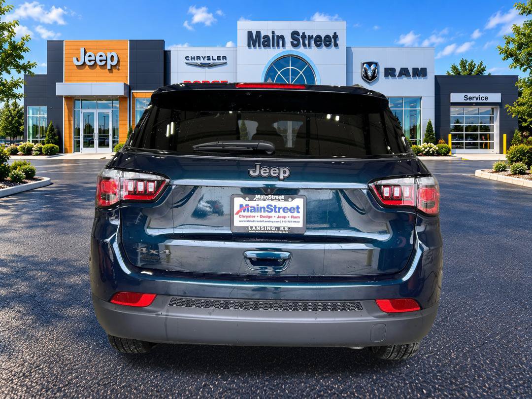 New 2026 Jeep Compass Latitude AWD/4WD image 4