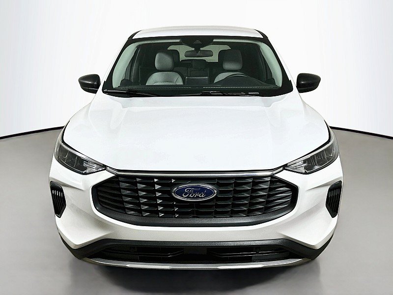 Used 2023 Ford Escape Active AWD/4WD image 2