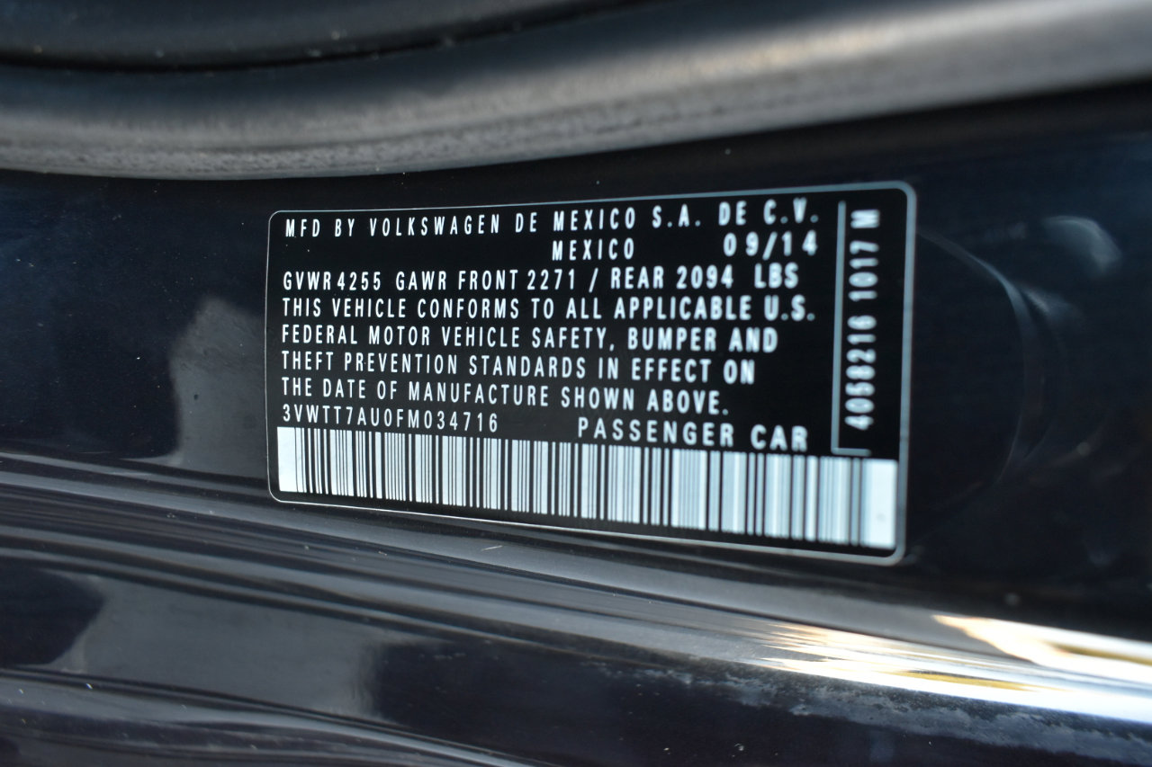 Used 2015 Volkswagen GTI S image 38