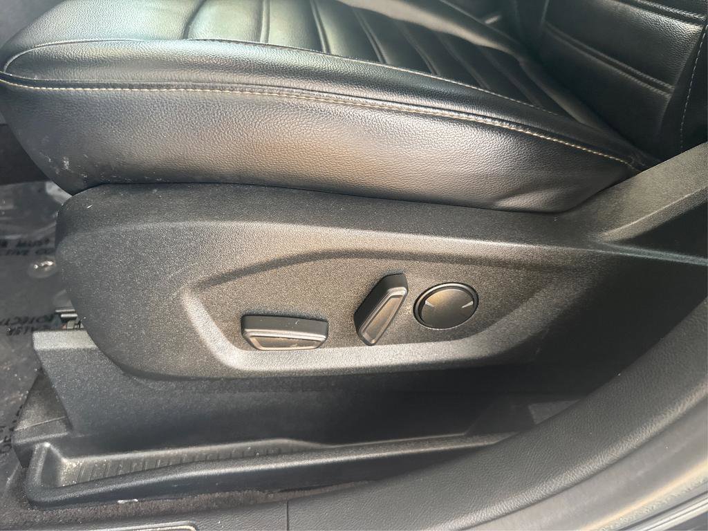 Used 2020 Ford Edge SEL image 31