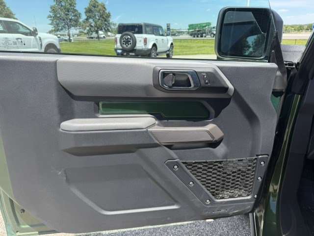 Certified 2022 Ford Bronco Black Diamond AWD/4WD image 11