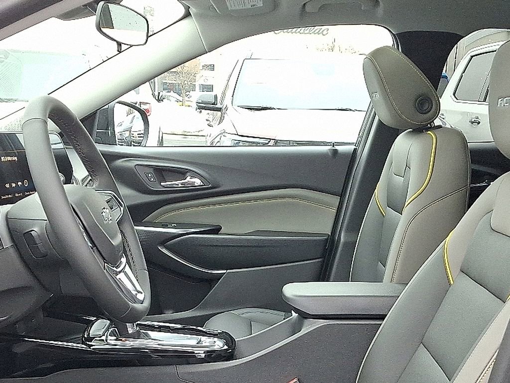 New 2026 Chevrolet Trax ACTIV w/ Sunroof Package image 8