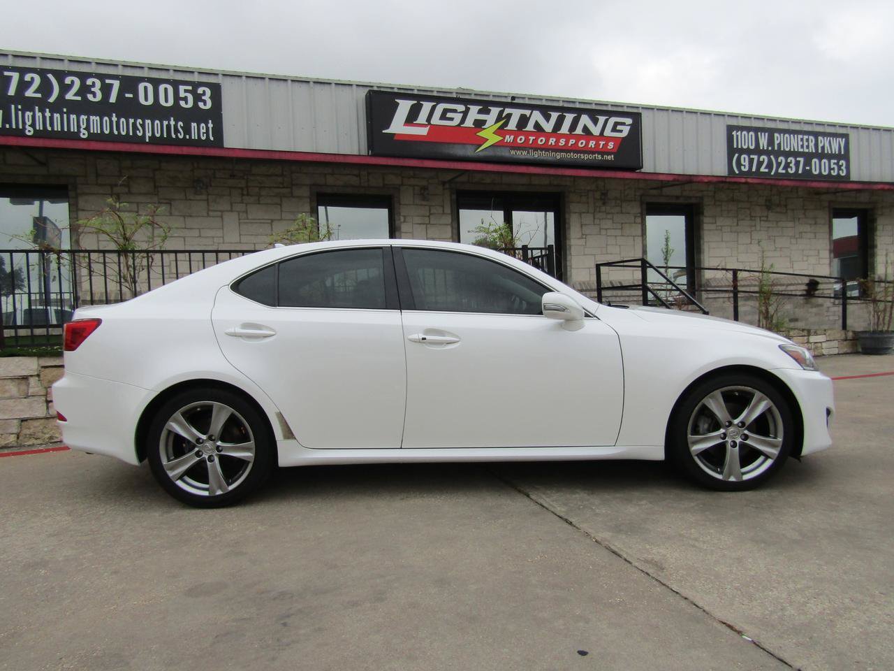 Used 2012 Lexus IS 250 w/ Premium Pkg Value Edition RWD image 5