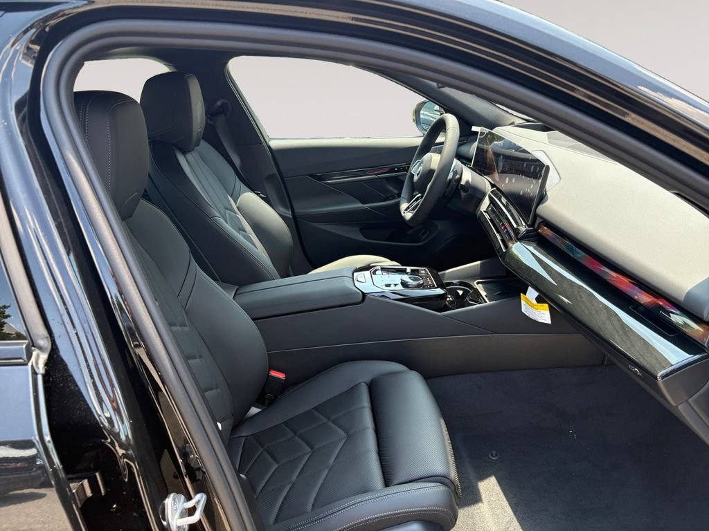 New 2027 BMW 530i xDrive AWD/4WD image 15