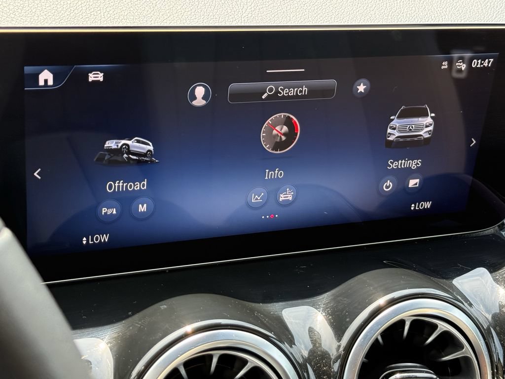 Certified 2025 Mercedes-Benz GLB 250 4MATIC image 26