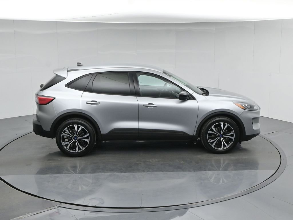 Certified 2022 Ford Escape SE w/ SE Sport Appearance Package image 42
