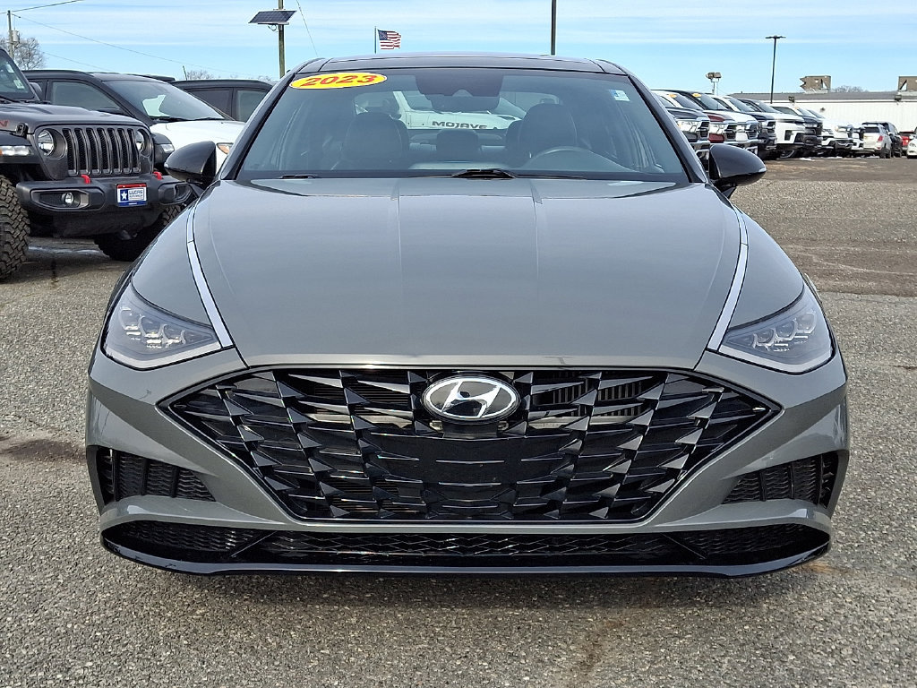 Used 2023 Hyundai Sonata SEL Plus FWD image 4