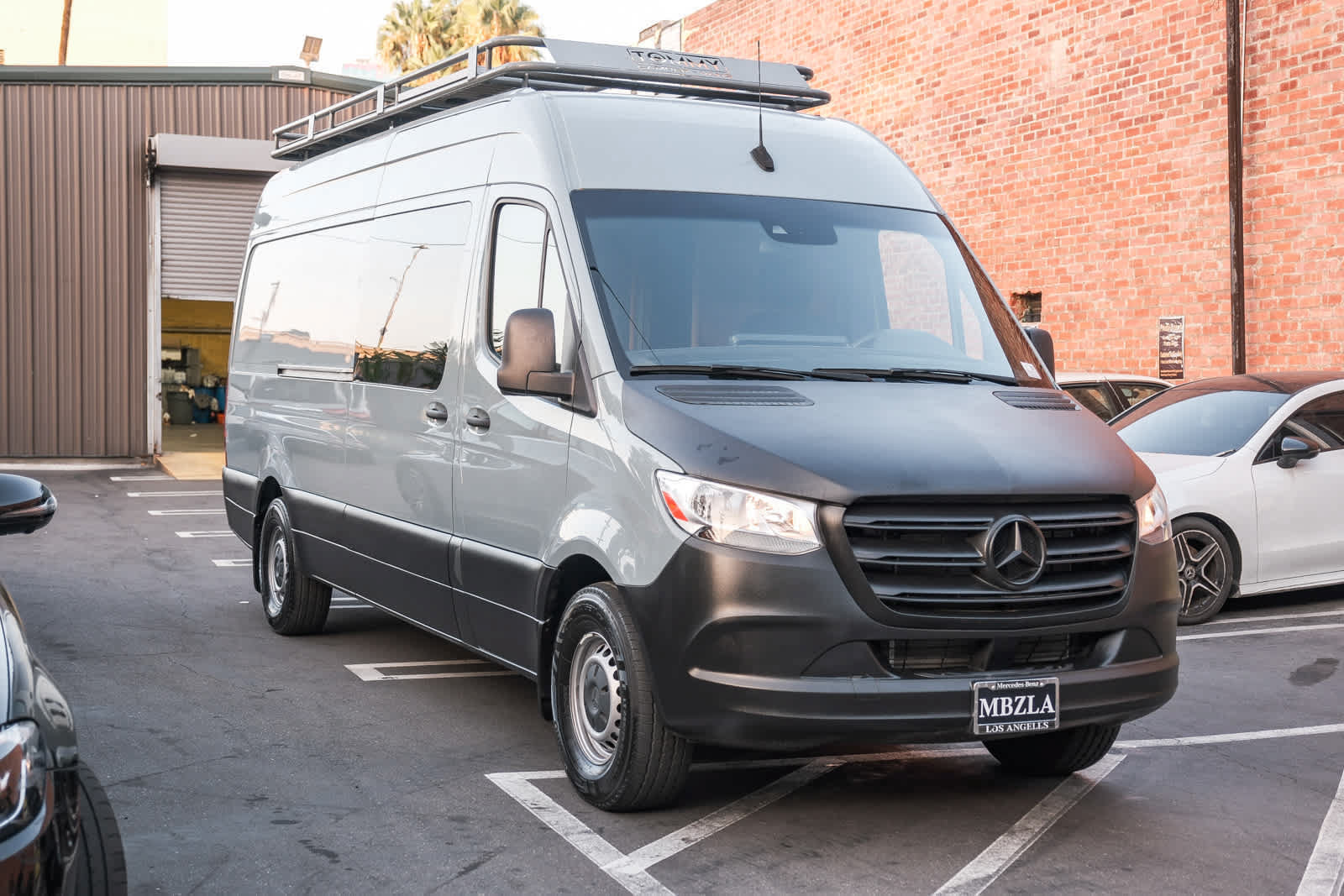 Used 2024 Mercedes-Benz Sprinter 2500 w/ Acoustic Package image 9