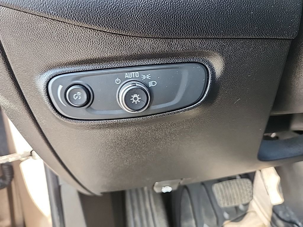 Certified 2018 Chevrolet Equinox LT AWD/4WD image 14