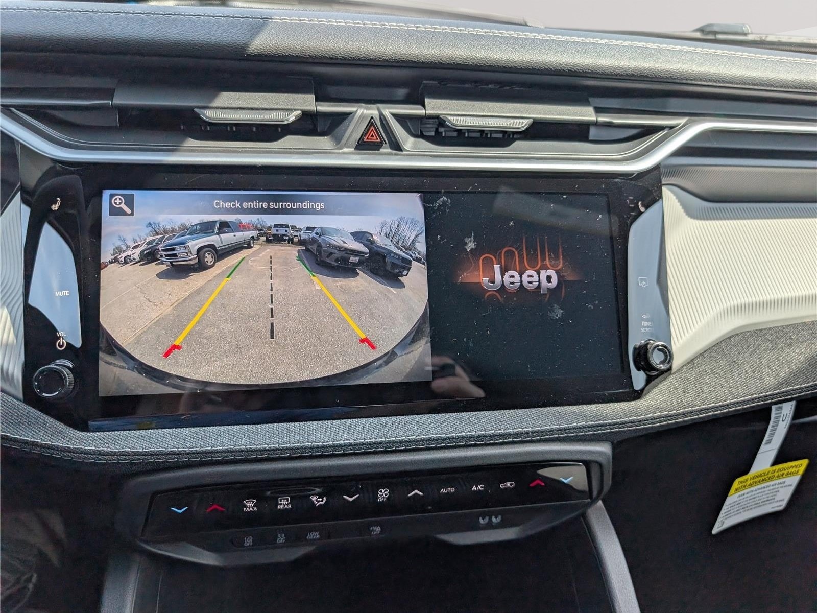 New 2026 Jeep Cherokee Laredo AWD/4WD image 23