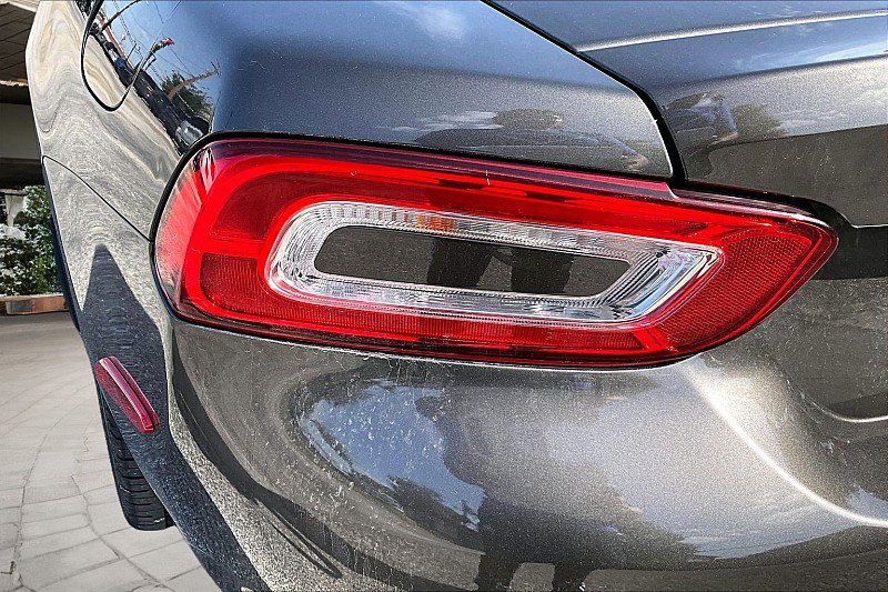 Used 2017 FIAT 124 Spider Lusso RWD image 23