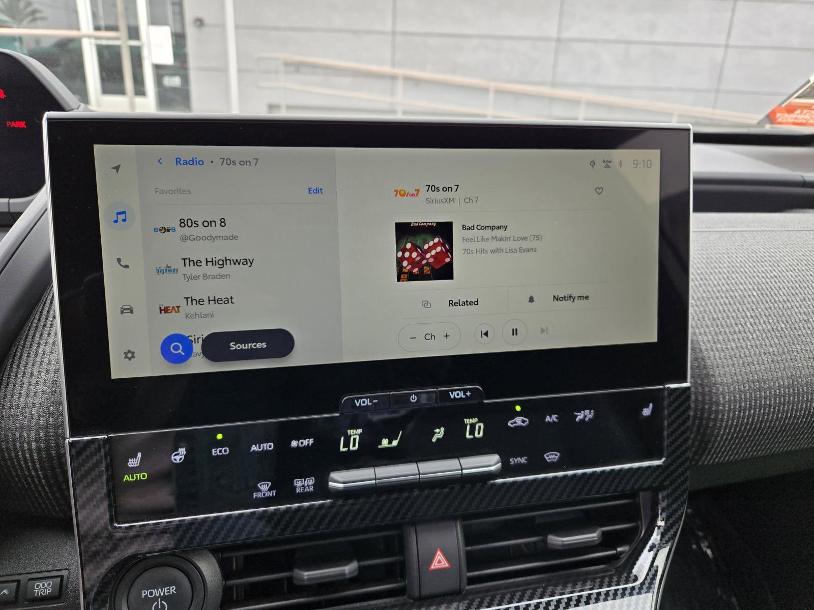 Used 2024 Toyota bZ4X FWD image 9