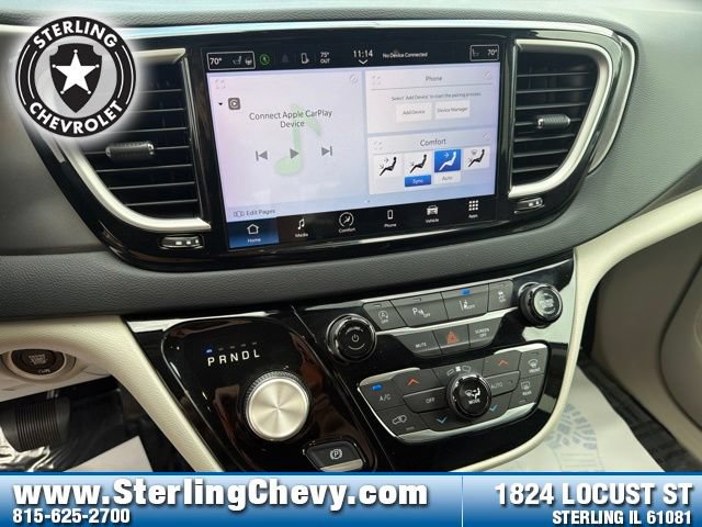 Used 2023 Chrysler Pacifica Touring-L FWD image 21