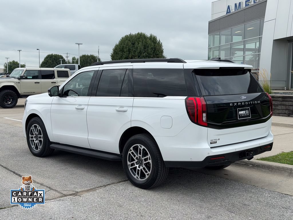 Certified 2025 Ford Expedition Active AWD/4WD image 4