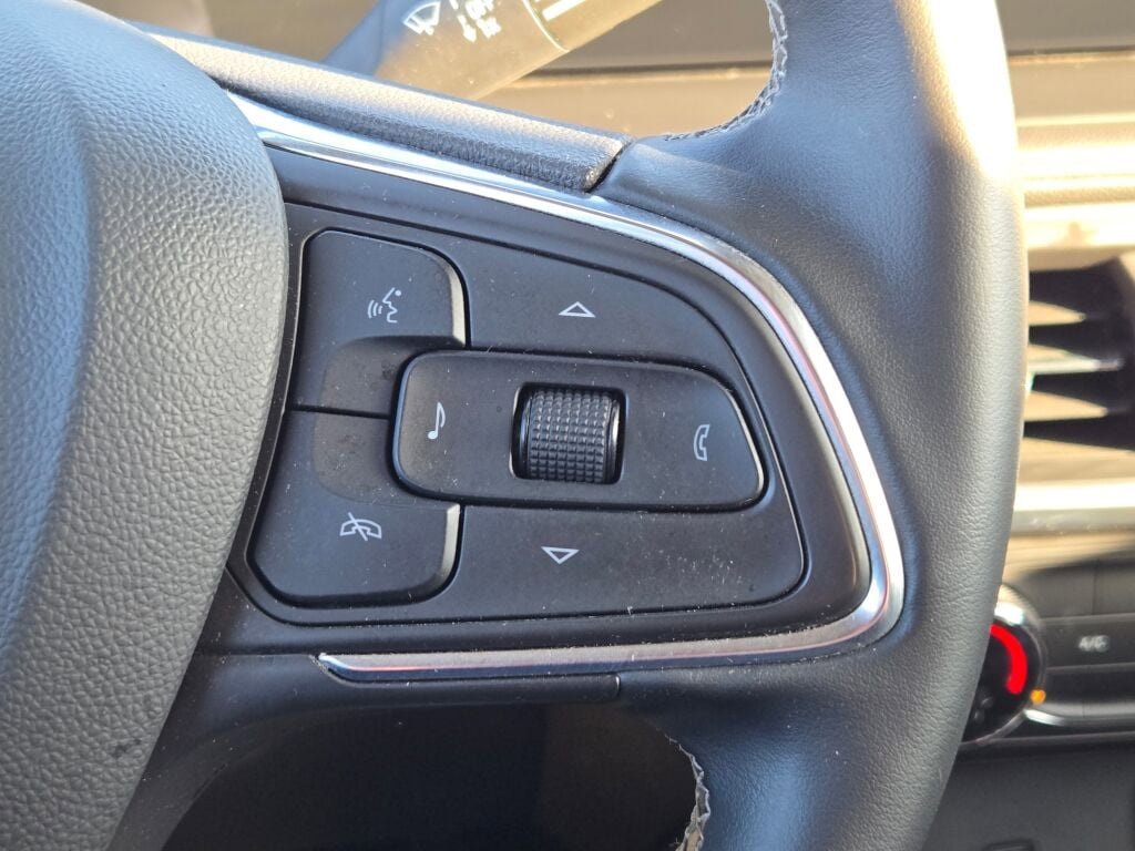 Used 2024 Buick Encore GX Preferred image 30