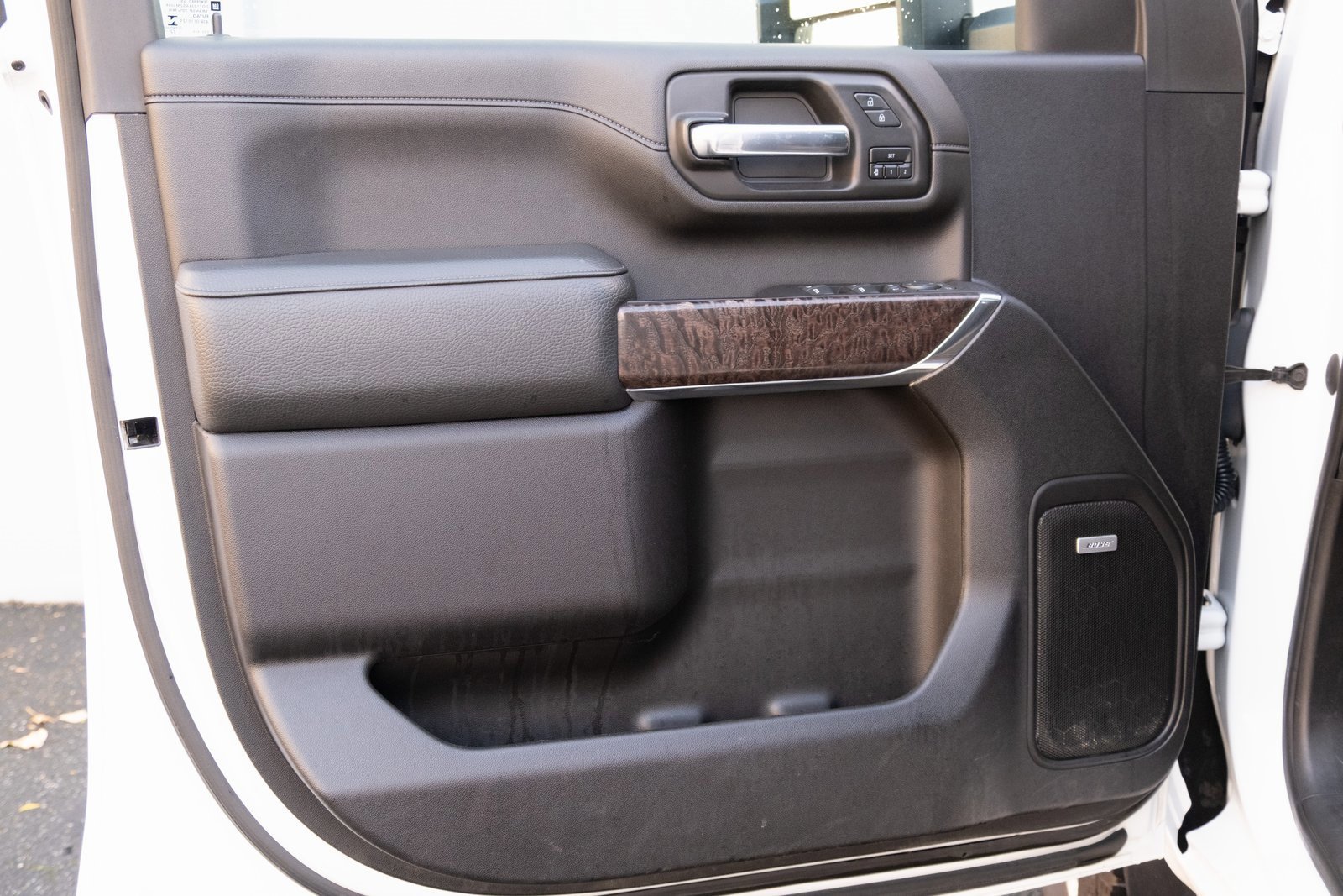 Used 2023 GMC Sierra 3500 Denali image 16