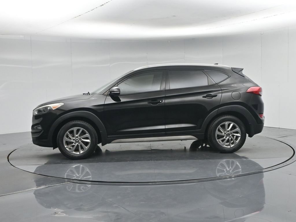 Used 2017 Hyundai Tucson SE Plus w/ Cargo Package FWD image 32