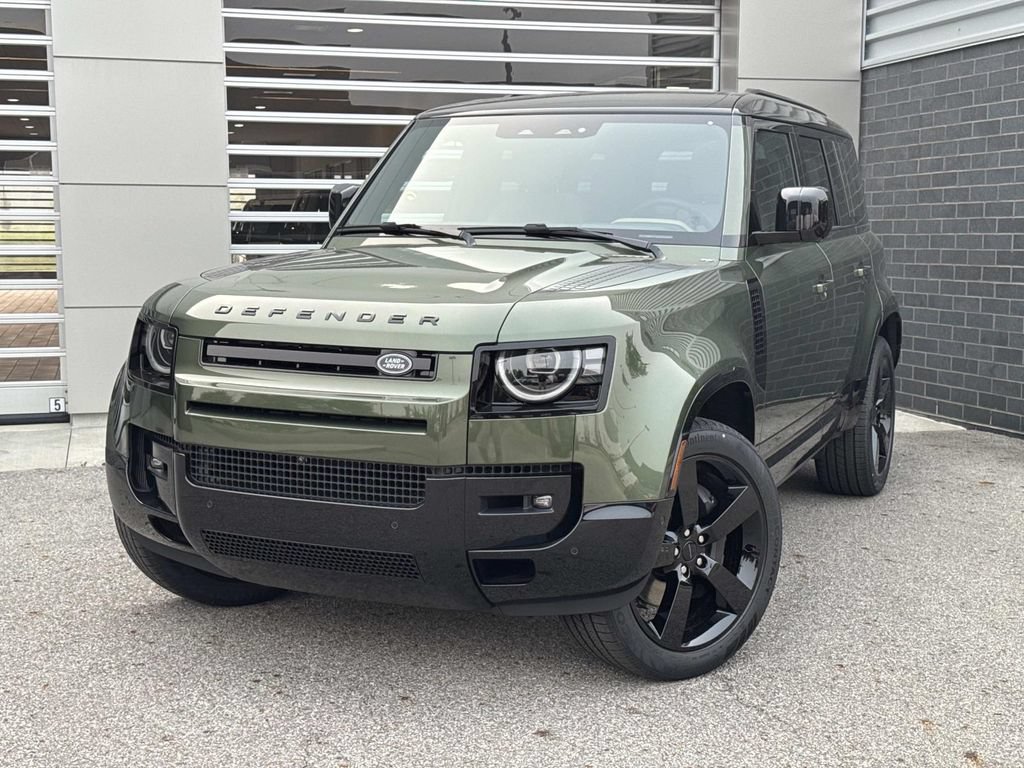New 2026 Land Rover Defender 110 X-Dynamic SE AWD/4WD image 1