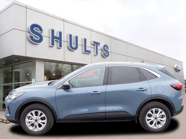 Certified 2024 Ford Escape Active image 2