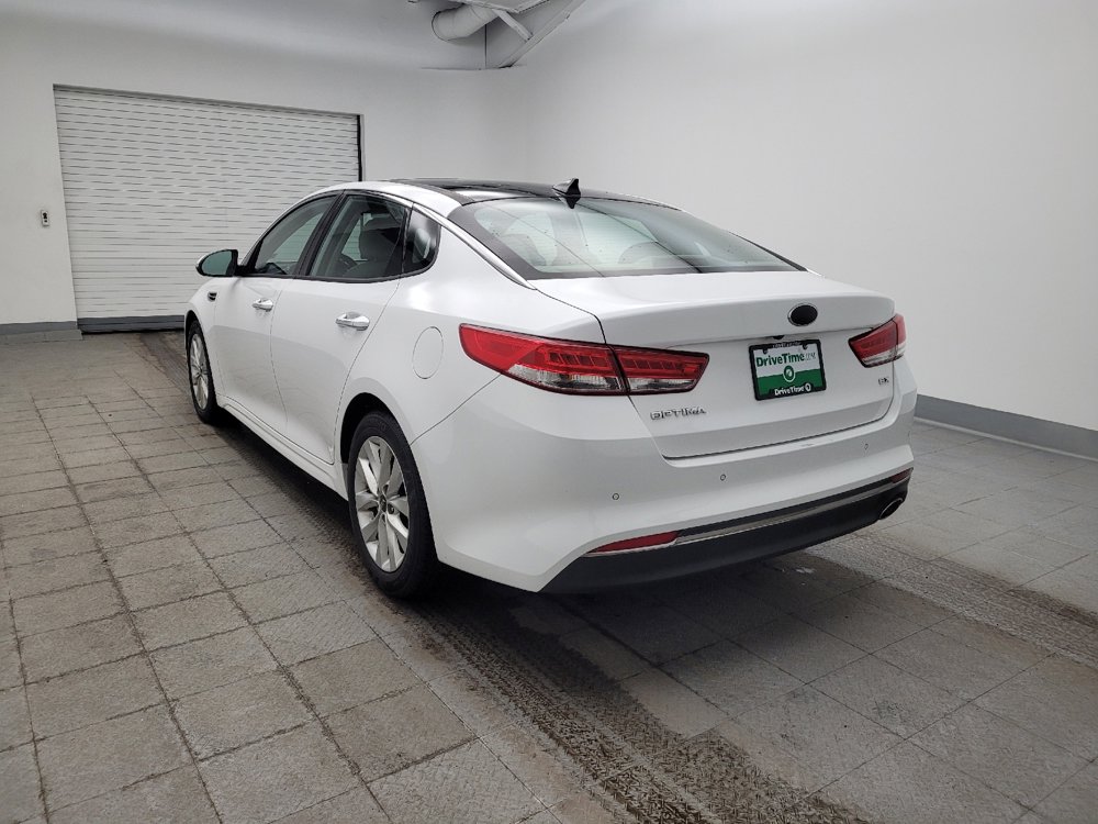 Used 2016 Kia Optima EX w/ Premium Package image 5
