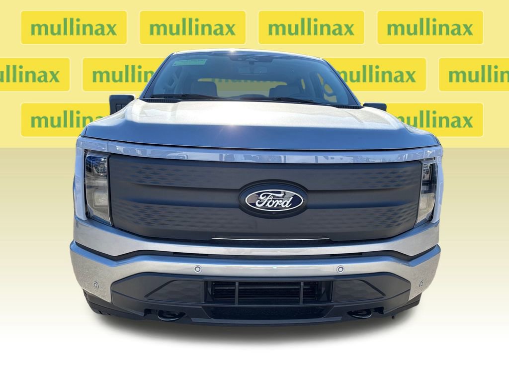 New 2025 Ford F150 Lightning Flash image 12