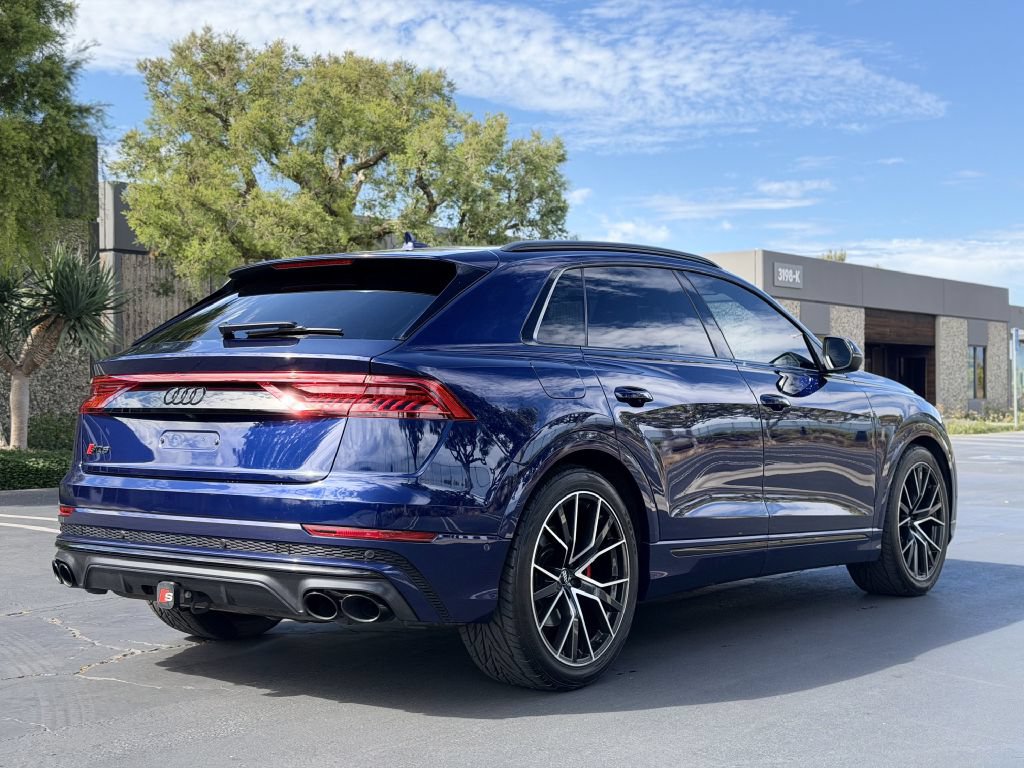 Used 2020 Audi SQ8 Prestige w/ Prestige Package AWD/4WD image 5