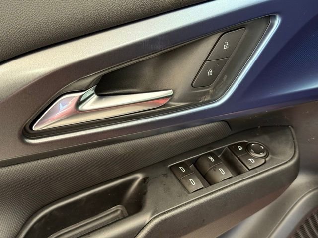 New 2026 Chevrolet Equinox EV LT AWD/4WD image 15