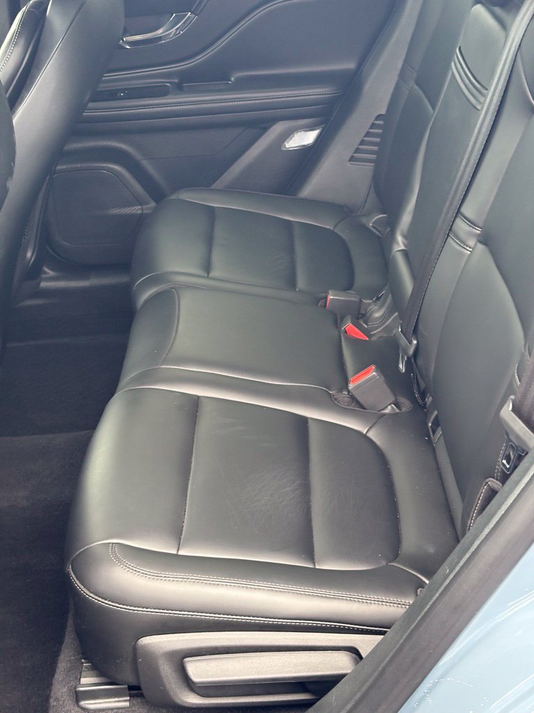 Used 2023 Lincoln Corsair AWD image 13
