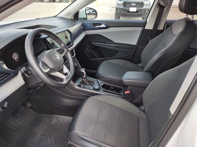 Used 2022 Volkswagen Taos SE image 11