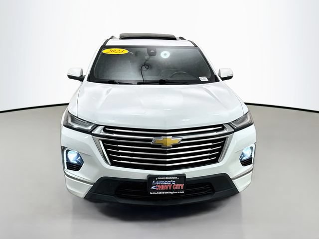 Used 2023 Chevrolet Traverse Premier AWD/4WD image 2