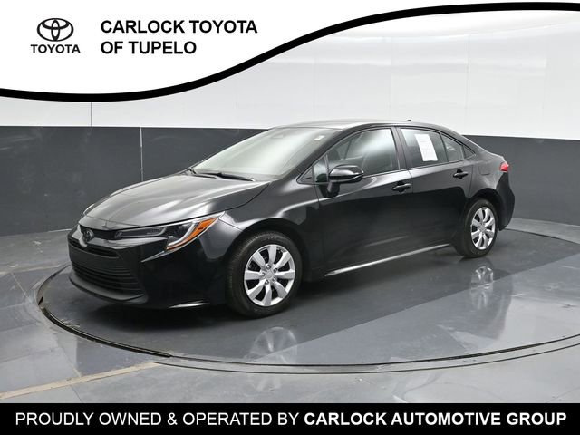 Used 2024 Toyota Corolla LE FWD image 1