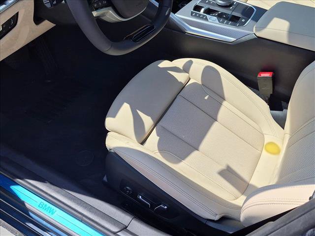 New 2026 BMW 330i Sedan w/ Convenience Package RWD image 4