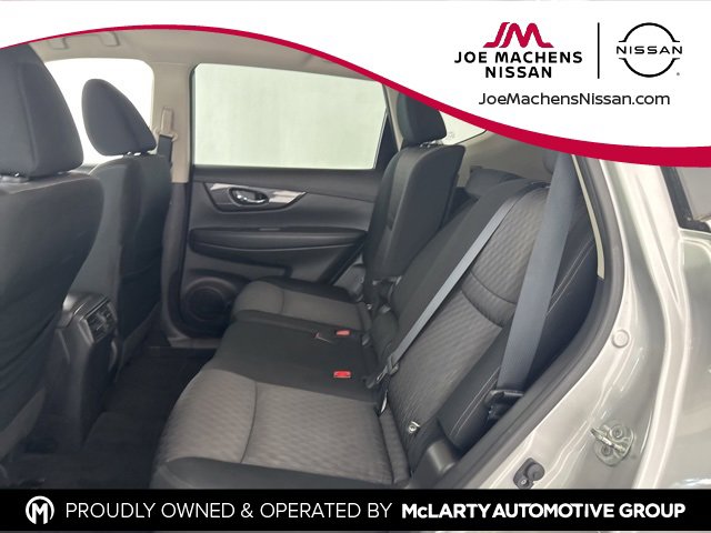 Certified 2020 Nissan Rogue SV image 24