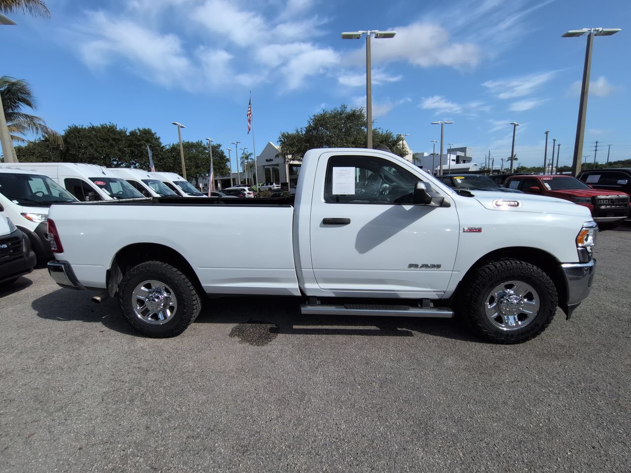 Used 2022 RAM 2500 Tradesman RWD image 4