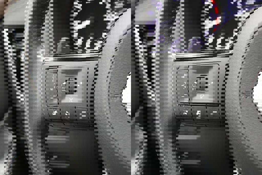 Used 2023 Nissan Rogue SV w/ SV Premium Package image 20