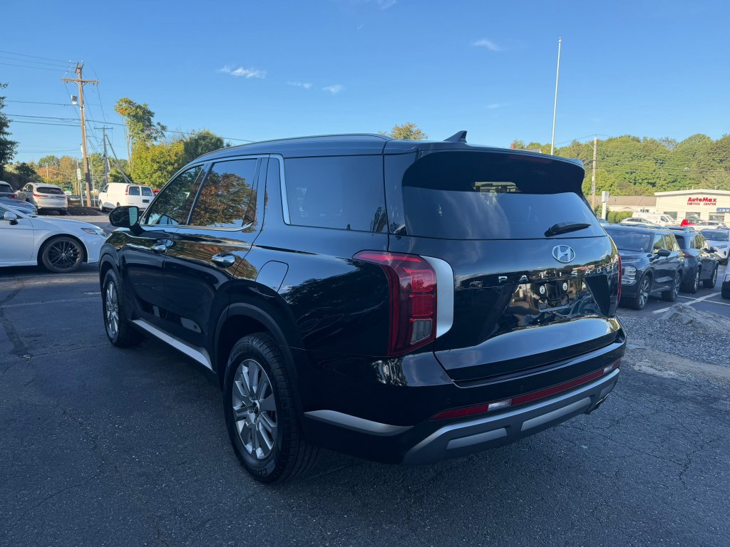 Used 2025 Hyundai Palisade SEL FWD image 3